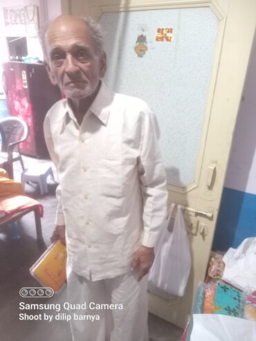 Man Traditional dress in kishangarh puskar