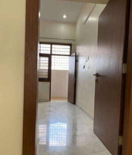 175guz Ground Floor On Rent For Family